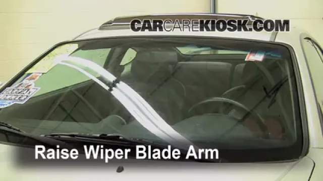 2005 Hyundai Tiburon GT 2.7L V6 Escobillas de limpiaparabrisas delantero Cambiar escobillas de limpiaparabrisas